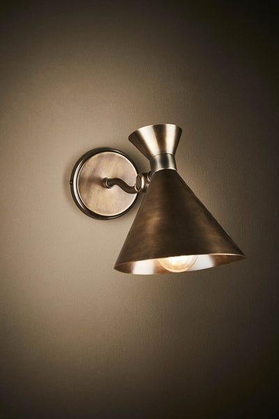 Lawson wall lamp in lantern brass - House of Isabella AU