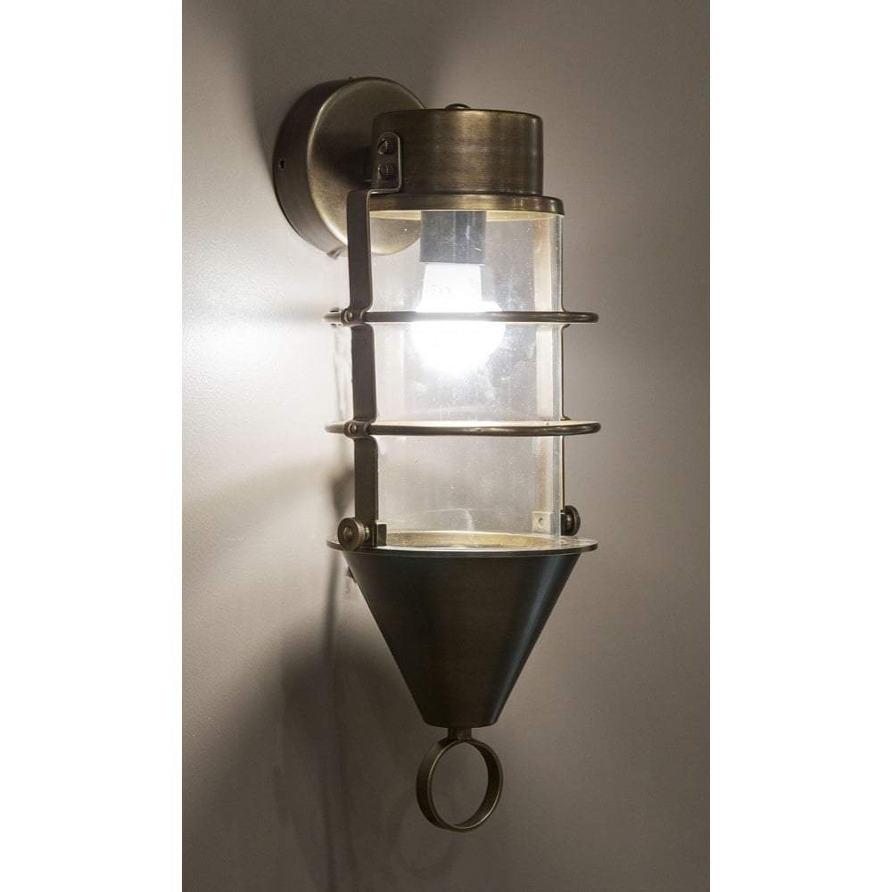 Eastwood Wall Lamp in Brass - House of Isabella AU