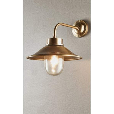 Sandhurst Wall Lamp in Antique Brass - House of Isabella AU
