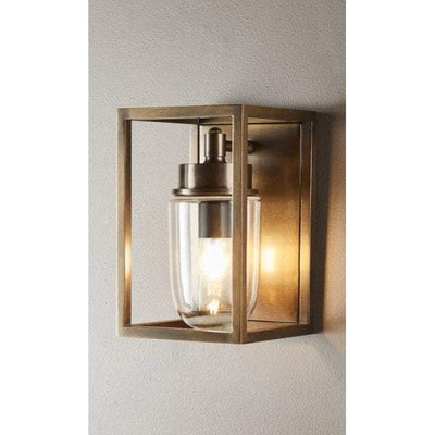 Wellington Wall Lamp Outdoor in Brass - House of Isabella AU