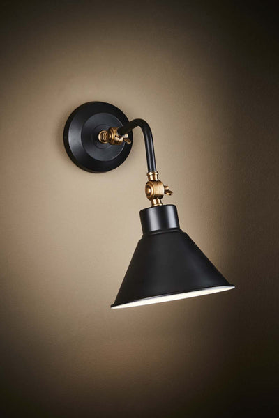 Nevada Wall Lamp in Black - House of Isabella AU