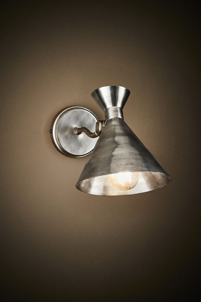 Lawson wall lamp in silver - House of Isabella AU