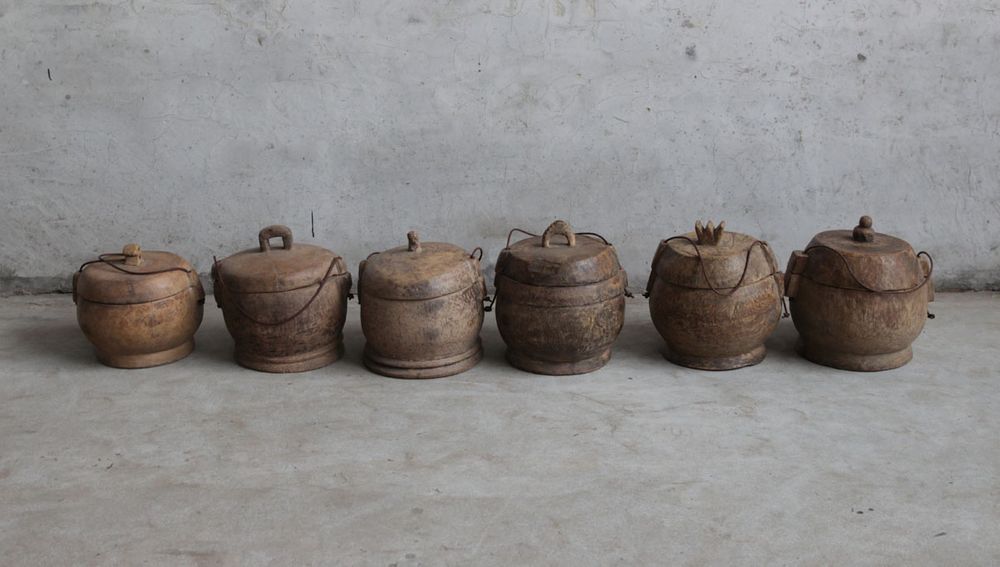 Yunnan Coconut Wood 100 Year Food Container (Big) - House of Isabella AU